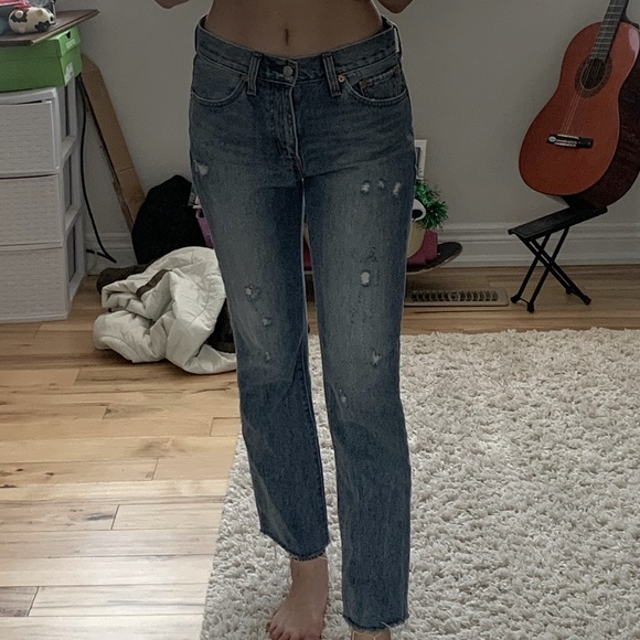 Levi’s Jeans - Picture 1 of 2